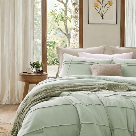 Check out our new Boho style collection! 🌿 The sage green bedding adds a stunning view to your bedroom, creating a serene and stylish sanctuary. Embrace the perfect blend of comfort and chic design. Link in bio!🌟 #BohoStyle #SageGreen #BeddingCollection #BedroomGoals #HomeDecor #StylishSanctuary #CozyComfort #InteriorDesign #SleepWell #LuxuryBedding #RoomMakeover Fluffy Bed Set, Fluffy Bed, Fluffy Comforter, King Size Comforter Sets, King Size Comforters, Fluffy Bedding, King Size Bedding Sets, Green Bedding, King Comforter Sets