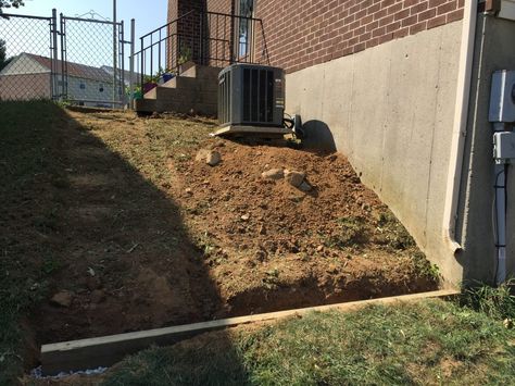 Slopes and hillsides always provide for a challenge in landscaping and pathways. This imgur gallery shares one great looking and functional solution. A brief project how to… Here’s the side yard on a slope overgrown with weeds and “steps” overdue for replacing. See how the air handler hangs precariously. First you need to gather supplies … Landscape Sloped Side Yard, Sloping Side Yard Landscaping, Landscaping A Sloped Side Yard, Landscaping Slopes, Landscaping On A Slope, Landscaping Stairs, Backyard Hill, Backyard Hill Landscaping, Sloped Front Yard