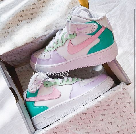 Sneaker Painting, Custom Nike Air Force 1, Nike Custom, Custom Nike Air Force, Nike Air Force 1 Mid, Mid Sneakers, Air Force 1 Mid, All Nike Shoes, Custom Air Force 1