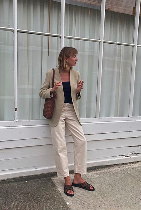 wardrobe whiz - LE CATCH Summer Dump, Lizzy Hadfield, Pale Beige, Look Office, Autumn Trends, Beige Blazer, Summer Fits, Beige Sweater, 가을 패션