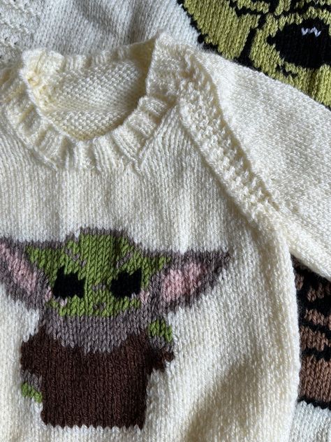 The Best Yoda & Baby Yoda Patterns For Makers Who Knit! Hats, Stockings, Amigurumi and More … | KnitHacker Baby Yoda Hat Pattern, Baby Yoda Hat, Knitting Christmas, Baby Jumper, Jumper Knitting Pattern, Crochet Tutorials, Knit Hats, Hello Baby, Sweater Knitting Patterns