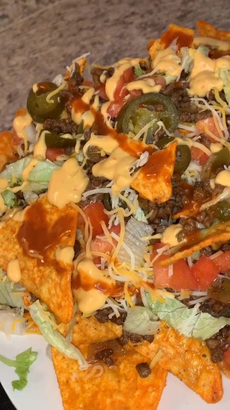 Loaded Doritos Nachos, Doritos Nachos Ground Beef, Dorito Nachos, Superbowl Nachos, Loaded Nachos Recipe, Nacho Toppings, Doritos Nachos, Nachos Recipe Easy, Loaded Nachos