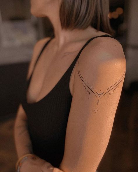 Star Moon Sun Tattoo, Tattoo Women Ideas, Handpoke Tattoo, Petite Tattoos, Tasteful Tattoos, Classy Tattoos, Shoulder Tattoos For Women, Discreet Tattoos, Subtle Tattoos