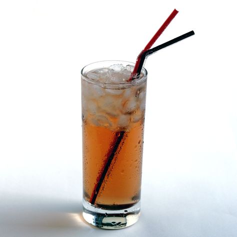 Cola Cocktail, Sparkling Water Recipes, Easy Drinks To Make, White Wine Spritzer, Diet Dr Pepper, 5 Ingredients Or Less, Wine Spritzer, Trim Healthy Mama Recipes, Paleo Sweets