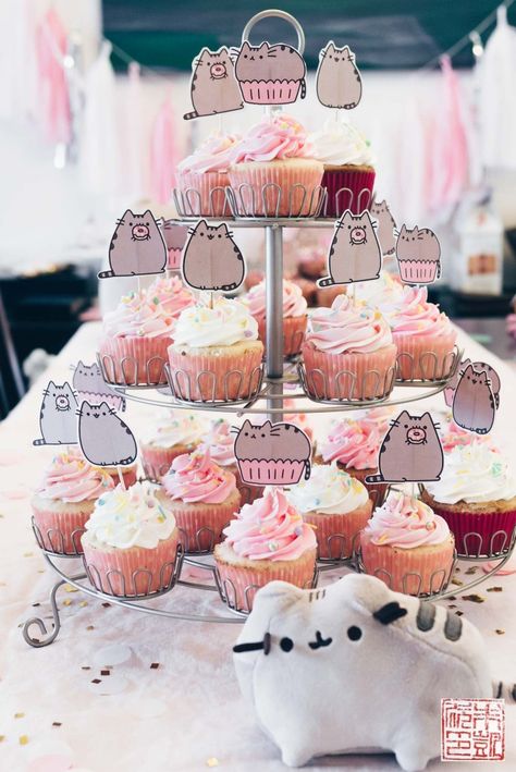 pusheen-birthday-cupcakes Pusheen Cupcakes, Pusheen Themed Birthday Party, Pusheen Birthday Decorations, Pusheen Party Ideas, Pusheen Birthday Party Ideas, Pusheen Desserts, Pusheen Cakes Birthdays, Pusheen Party Favors, Pusheen Cookies