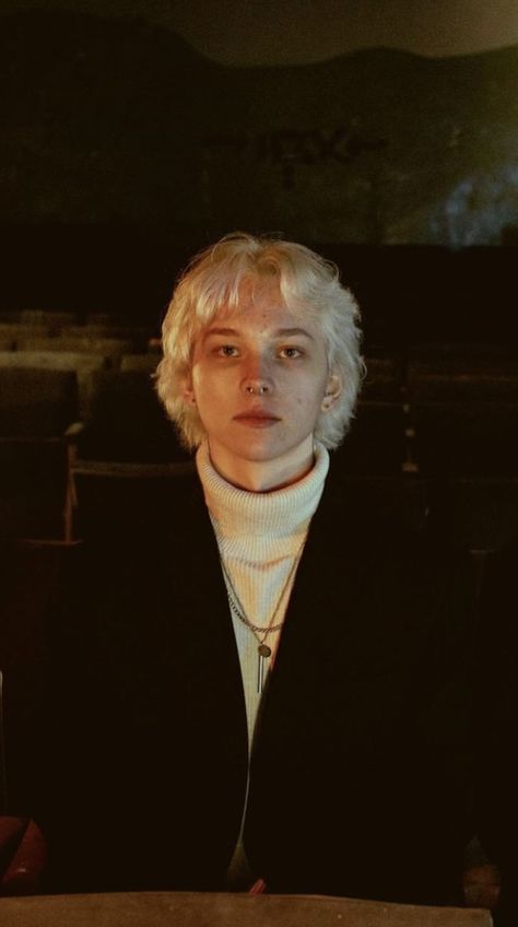 Men With Platinum Blonde Hair, Draco Face Claim, Blonde Boy And Brunette Boy, White Hair Male Face Claim, White Hair Faceclaim, Short Platinum Blonde Hair Men, Platinum Blonde Hair Male, Gender Neutral Face Claim, Blonde Boy Face Claim