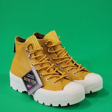 Converse Chuck Taylor All Star High Top Gore-Tex Goretex Winter Waterproof Lugged Leather High Brown Yellow Sand Gold Dart Sneakers Boots 565005c Nwt Sizes: Women's 6.5 Women's 7.5 Women's 8 Women's 8.5 Women's 9 Women's 9.5 Mpn: 565005c Water Blocker. Between The Waterproof Leather, Gore-Tex Inner Bootie, Moisture-Wicking Laces And Lugged Sole, The Elements Don't Stand A Chance Against These Boots. Designed With Tonal Accents And A Cozy Corduroy Lining, They're As Fashionable As They Are Functi Chunky Converse, Yellow Boots, Space Baby, Yellow Shoes, Baby Sneakers, Converse Chuck Taylor All Star, Womens Converse, Sneakers Boots, 80s Fashion