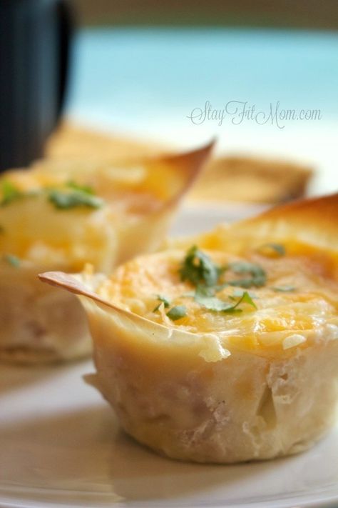 31.5g protein, 23g carbs, and 9.5g fat. Breakfast Ideas Low Carb, Enchilada Cups, Onion Bites, Breakfast Without Eggs, Vegetarian Smoothies, Low Carb Keto Breakfast, Stay Fit Mom, Keto Breakfast Ideas, Vidalia Onion