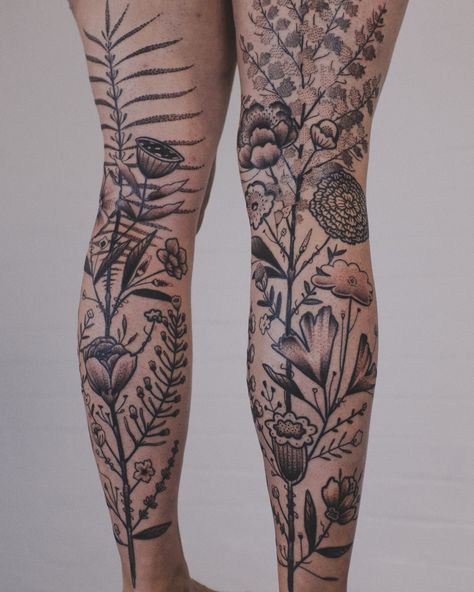 Gardener Tattoo, Leg Tattoos Small, Botanical Tattoo Design, First Tattoos, Back Of Leg Tattoos, Botanical Tattoos, Tattoo Uk, Small Chest Tattoos, Mushroom Tattoos