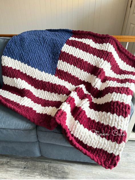 Chunky Knit American Flag Throw Blanket Patriotic Home Decor, College Freshman, American Flag Decor, Chenille Blanket, Chenille Throw, Chenille Yarn, Chunky Knit Blanket, Gift Housewarming, Military Gifts