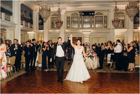 InterContinental Willard Hotel | Washington DC Wedding | By Brittany Branson | This gorgeous indoor wedding beautifully photographed by Paperbird Photography was a dream come true at the well known Willard Hotel in DC. Every detail from the first look, the fuchsia color scheme, lush florals, and reception details were perfection. Reliving this day over on the blog, give it a view. #dcwedding #washingtondcwedding #dcbride #summerwedding #indoorwedding Indoor Wedding Inspiration, Hotel Washington Dc, Live Wedding Painting, Dc Wedding Venues, Intercontinental Hotel, East Coast Wedding, Wedding Painting, Reception Details, Wedding Inspiration Summer