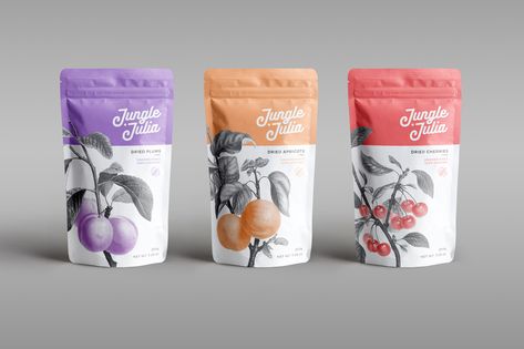 Jungle Julia, Organic Food Packaging, Biscuits Packaging, Packaging Snack, Organic Packaging, Tea Packaging Design, Fruit Packaging, Alcohol Packaging, Pouch Packaging