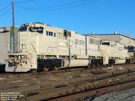 EMD SD70ACC Later on Norfolk & Southern #2054 Diesel Train, Olympic Peninsula Washington, Indiana Jones Films, Florida East Coast, Milwaukee Road, Railroad Companies, Southern Heritage, Railroad Pictures, Burlington Northern