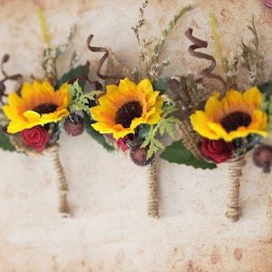 Lavender Sunflower, Sunflower Boutonniere, Fall Boutonnieres, Lavender Boutonniere, Rustic Boutonniere, Button Holes Wedding, Wedding Boutonniere, Groom Accessories, Bridal Flower Crown