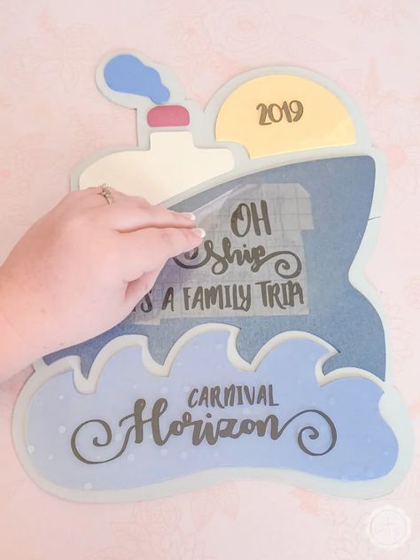 Cricut Cruise Projects, Cruise Door Signs, Cruise Door Decorations Ideas, Cruise Door Decorations, Silhouette Cameo 2, Honeymoon Cruise, Cruise Pictures, Cruise Door, Cabin Doors