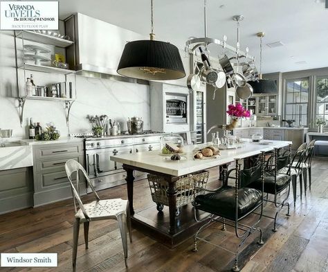 Oh My! I’m Black and Blue! Black and Blue Decor Celebrity Kitchens, Timeless Kitchen Design, Interior Design Blogs, Veranda Magazine, Modern Country Style, Timeless Kitchen, Windsor Smith, Classic Kitchen, Gorgeous Kitchens