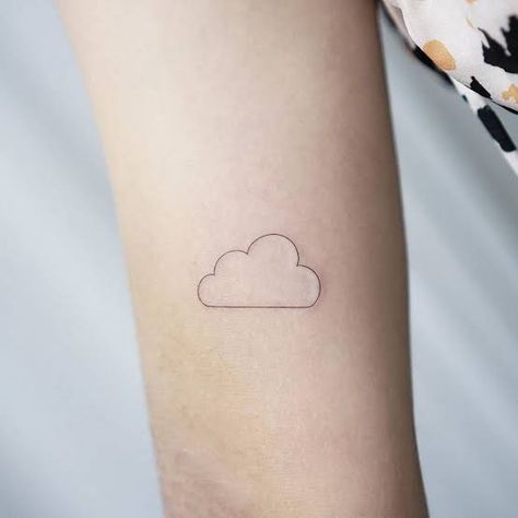 Minimalist Cloud Tattoo, Arm Tattoo Minimal, One Line Tattoo, Tattoo Minimal, Inner Arm Tattoo, Minimal Tattoo Design, Sharpie Tattoos, Cloud Tattoo, Petite Tattoos