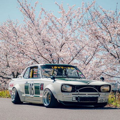 HYUMA KATO (LIBERTYWALK) | My Nissan Skyline with cherry blossoms🇯🇵🌸 #libertywalk #lbwk #lbworks #lbperformance #kgc10 #hakosuka #skyline #kenmeri #cherryblossom… | Instagram Liberty Walk, Nissan Skyline, Cherry Blossoms, Vintage Car, Vintage Cars, Cherry Blossom, Dream Cars, Nissan, Cherry