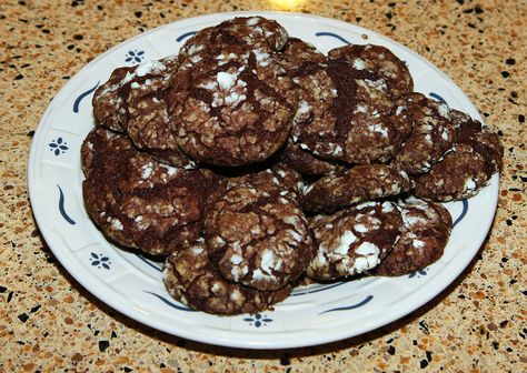 Paula Deen's, Chocolate Gooey Butter Cookies - Mommy Ramblings the BOMB!!!! Cream Cheese Cookie Recipe, Triple Chocolate Chip Cookies, Different Kinds Of Cakes, Gooey Butter Cookies, Gooey Butter, Chocolate Chip Cookie Mix, Gooey Cookies, Chocolate Chip Cookies Recipe, Cream Cheese Cookies