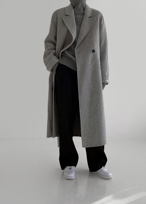 Grey Coat Outfits For Women, Gray Coat Outfit Winter Style, Gray Coat Outfit, Grey Coat Outfit, Gray Coat, Office Casual Outfit, Winter Fashion Outfits Casual, Coat Outfit, Wardrobe Tips