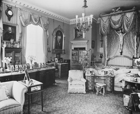 Queen Alexandra's Bedroom, Marlborough House [Marlborough House, 1912] | Royal Collection Trust Marlborough House, English Antique Furniture, Princess Alexandra Of Denmark, Clue Party, Windsor House, Alexandra Of Denmark, London Queen, Victorian England, Victorian Interior