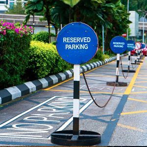 Parking Signage, Communication Ideas, Parking Lot Sign, Channel Letter Signs, Park Signage, Lobby Sign, Open House Signs, Parking Solutions, Storefront Signs