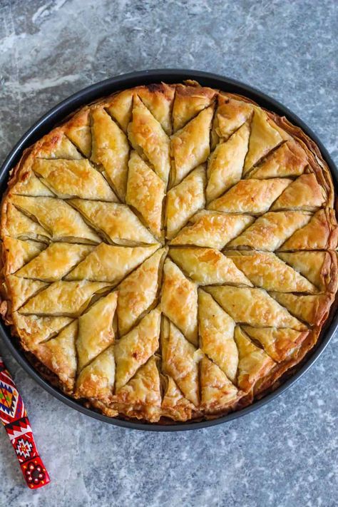 Homemade Baklava with Phyllo From Scratch (Bakllava) - Mediterranean Latin Love Affair Baklava Recipes, Filled Dates, Albanian Cuisine, Homemade Baklava, Baklava Recipe Easy, Baklava Dessert, Albanian Food, Bolivian Food, Albanian Recipes