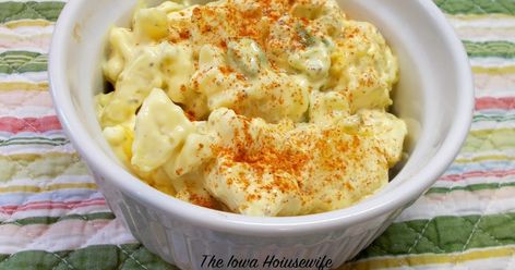 Quick Potato Salad, Small Recipes, Mustard Potato Salad, Keto Egg Salad, Deviled Egg Salad, Potato Salad With Egg, Recipe For 2, Easy Potato Salad, How To Make Potatoes