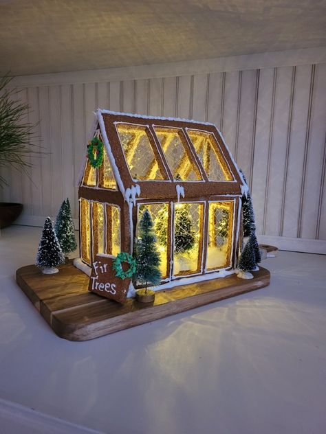 Library Gingerbread House, Ginger Bread Green House, Space Gingerbread House, Gingerbread Glass House, The Grinch Gingerbread House Ideas, Modern Gingerbread House Architecture, Gingerbread Greenhouse Ideas, Gingerbread House Small, Custom Gingerbread House