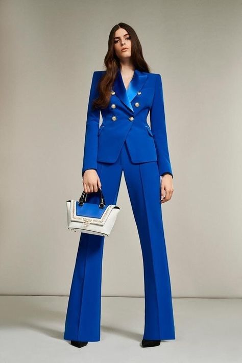 Power Suits For Women Classy, Power Suits For Women, Blazer Rose, Navy Blue Tuxedos, Royal Blue Suit, Blue Tuxedos, Woman Suit Fashion, Tuxedo Suit, Classy Work Outfits