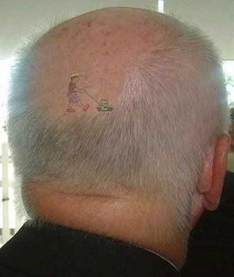 I love a man with a great sense of humor. Cutest tattoo ever. Lawn Mower Tattoo, Ta Moko Tattoo, Doug Funnie, Bald Heads, Funny Tattoos, Head Tattoos, Can't Stop Laughing, Bones Funny, Lawn Mower