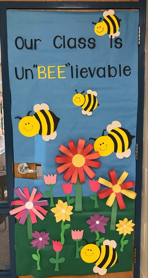 Bee Theme Door Decorations, Bug Door Decorations Classroom, Bee Classroom Door Ideas, Bug Classroom Theme, Classroom Door Bee Theme, Insect Classroom Theme Decor, Welcome To Our Hive Classroom Door, Arts And Crafts For Kids Toddlers, Spring Classroom Door