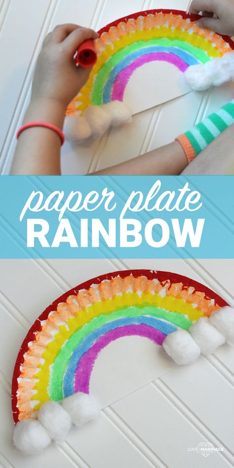 Paper Plate Rainbow with Mess-Free Paint. Such a fun craft and art project for kids with no mess paint! Paper Plate Rainbow, Craft Ladybug, Craft Elephant, Mess Free Craft, Plate Crafts For Kids, Babysitting Crafts, Rainbow Craft, Art Project For Kids, Paper Plate Crafts For Kids