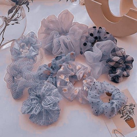 Hair Accessories Diy, Headband Diy, Diy Hair Scrunchies, Hair Tie Accessories, Scrunchies Diy, Sailor Bow, Lavender Aesthetic, Easy Hair, Girly Accessories