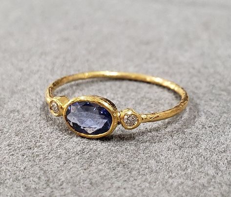 Blue sapphire rings