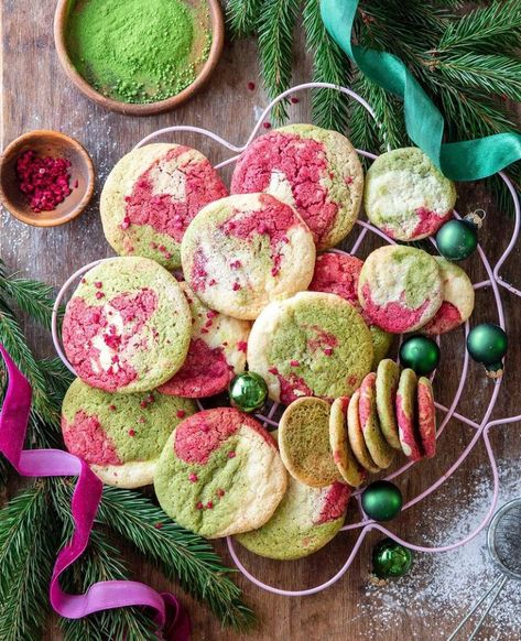 Matcha Raspberry, Raspberry Matcha, Raspberry Powder, Matcha Cookies, Raspberry Cookies, Raspberry Tea, Strawberry Powder, Dried Raspberries, Classic Cookies