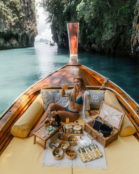 Do you want to explore Krabi’s stunning islands in style? We have just the thing for you 👇🏻 ⛵️ 🥂 @boatandbeyond offer luxury long tail boat tours in Krabi and Phuket. We went on the Hong Island tour, visiting Koh Lao Lading Island, Hong Island and the stunning Hong Lagoon. Be prepared to spend the day exploring crystal clear waters with limestone cliffs and beautiful beaches 😍 Would you enjoy a luxury island tour like this? #boatandbeyond #boatandbeyondkrabi #thailand #thailand🇹🇭 #amaz... 4 Island Tour Krabi, Thai Boat, Luxury Island, Board Collage, Vision Board Collage, Thailand Vacation, Krabi Thailand, Beautiful Travel, Island Tour