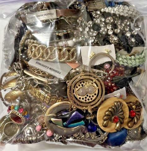 Bulk Jewelry Necklaces Bracelets Earrings All Wearable or Craft Harvest 7.11 lbs Bulk Jewelry, 7 11, Watches Jewelry, Fashion Earrings, Necklaces Bracelets, Jewelry Watches, Jewelry Necklaces, Gift Card, Necklaces