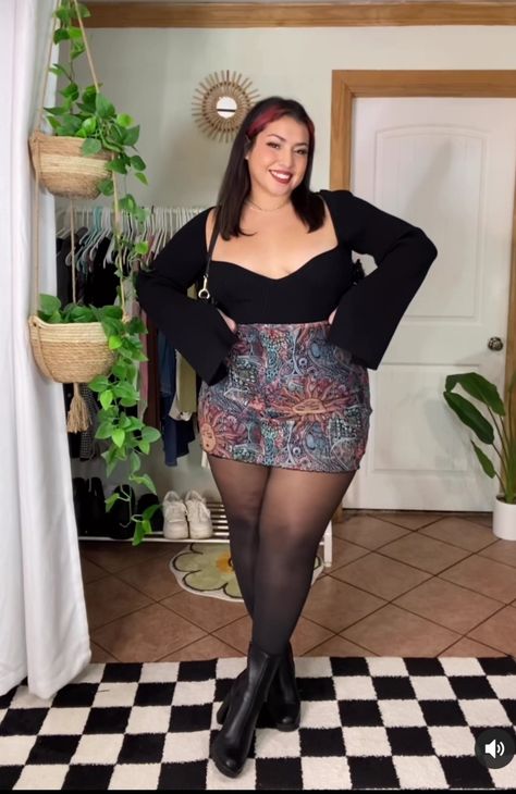 Girl Dress Ideas, Curvy Girl Dress, Plus Size Baddie Outfits, Rock Outfit, Fashion Mistakes, Curvy Girl Outfits, Alternative Outfits, Curvy Outfits, Edgy Outfits