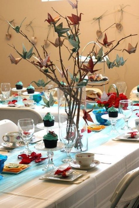 origami paper cranes hanging from twigs centerpieces 、 http://www.himisspuff.com/origami-wedding-ideas/6/ Twig Centerpieces, Branch Centerpieces Wedding, Origami Table, Paper Flower Arrangements, Origami Wedding, Origami Decoration, Deco Champetre, Cute Origami, Tafel Decor