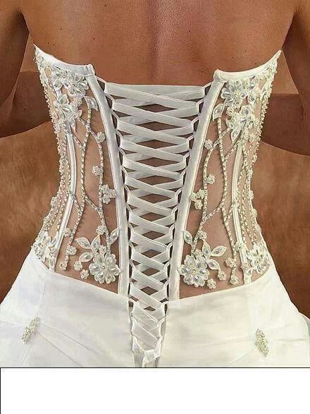 How beautiful!!! Corset Pattern, Corset Fashion, White Corset, Wedding Dresses Corset, Corsets And Bustiers, فستان سهرة, Corset Lingerie, Wedding Dress Trends, Wedding Lingerie