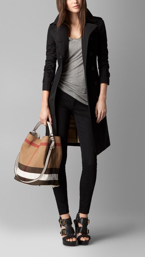 Medium Canvas Check Hobo Bag | Burberry Burberry Bag Outfit, Burberry Handbags Outfit, Trench Coats Women Outfit, Sling Bag Outfit, Minimalist Clothing, Bag Outfit, British Outfits, The Medium, Elegant Casual