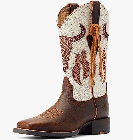 Cute Cowgirl Boots, Casual Country Outfits, Western Shoes, Fringe Heels, Looks Country, Ariat Boots, Toddler Boots, Western Boots Women, Country Concert