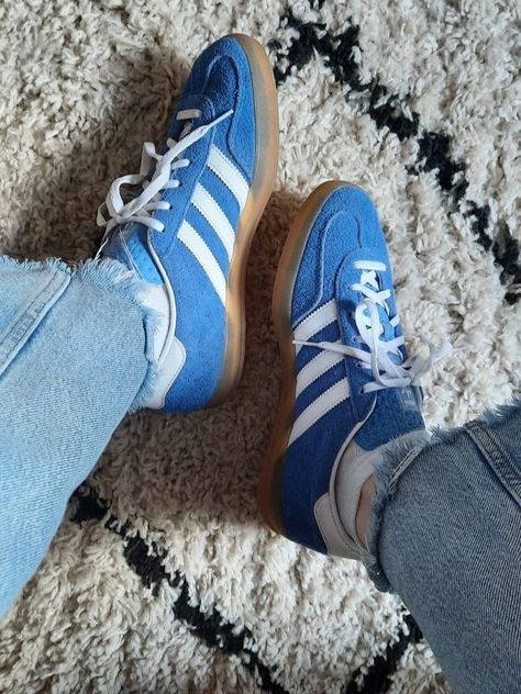 #adidas #gazelle #adidasgazelle #trendy #vintageshoe #adidasvintage Adidas Gazelle Indoor Outfit, Blue Gazelle Adidas Outfit, Trendy Shoes 2023, Indoor Gazelle, Blue Adidas Outfit, Satellite Stompers, Blue Gazelle, Blue Adidas Gazelle, Adidas Gazelle Blue