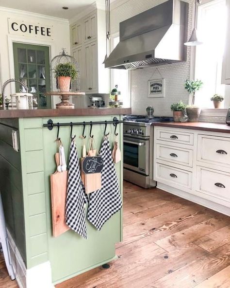 10 Beautiful Farmhouse Kitchens | Joy in Our Home Farmhouse Kitchen Cabinets, Farmhouse Remodel, Farmhouse Kitchen Design, Beautiful Farmhouse, Kitchen Cabinets Makeover, Kitchen Farmhouse, Dish Racks, Beautiful Spaces, Chic Kitchen