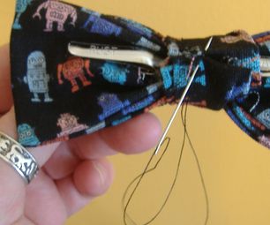 How to make a bow tie! Tie Pattern Free, Bow Tie Tutorial, T Shirt Bracelet, Make A Bow Tie, Clip On Bow Tie, Bowtie Pattern, Sewing To Sell, Kids Bow Ties, Tie Pattern