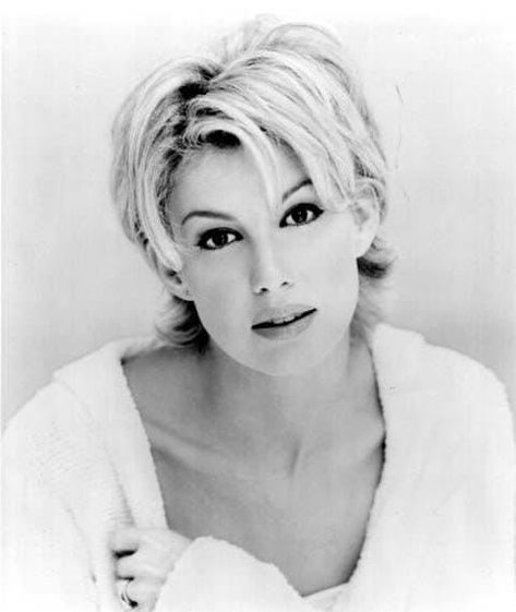 Faith Hill Faith Hill Hairstyles, Faith Hill, 90s Hairstyles, Cute Cuts, Short Blonde, Favorite Hairstyles, Short Blonde Hair, Trendy Short Hair Styles, Hair Today