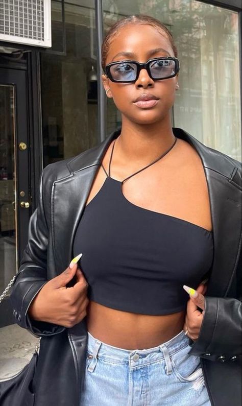 Clear Glasses Outfit, Bad And Boujee Outfits, Glasses Outfit, Outfit Black Women, Justine Skye, Bad And Boujee, Boujee Outfits, Trendy Glasses, Black Femininity