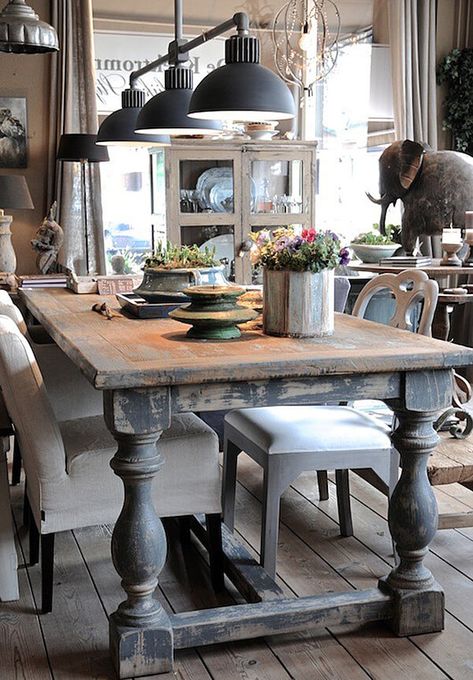 25 Calmness Dining Room With Farmhouse Style And Vintage Materials | Home Design And Interior Diy Esstisch, Farmhouse Dining Rooms Decor, Farmhouse Dining Room Table, Diy Dining Table, Diy Dining, Farmhouse Dining Table, Farmhouse Dining Room, Cool Ideas, Style At Home