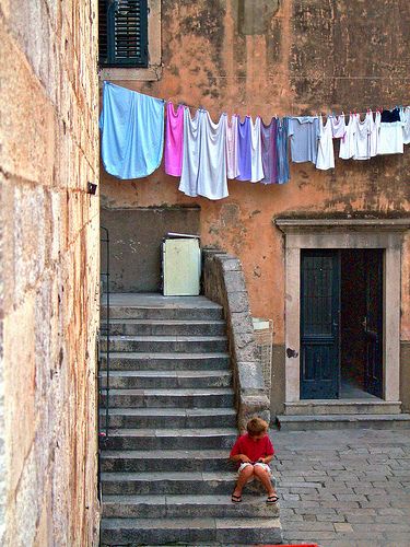 Hanging laundry on the pinkish wall of a traditional house. Dubrovnik Old Town, Southern Dalmatia, Croatia Laundry Hanging, Washing Lines, Clothes Lines, Laundry Art, Hanging Laundry, Dalmatia Croatia, Dubrovnik Old Town, Laundry Drying, Washing Laundry